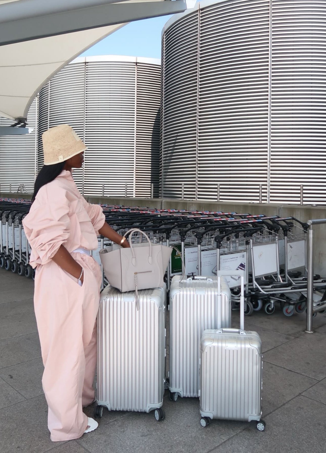 68- The Handbag: Airport Edition